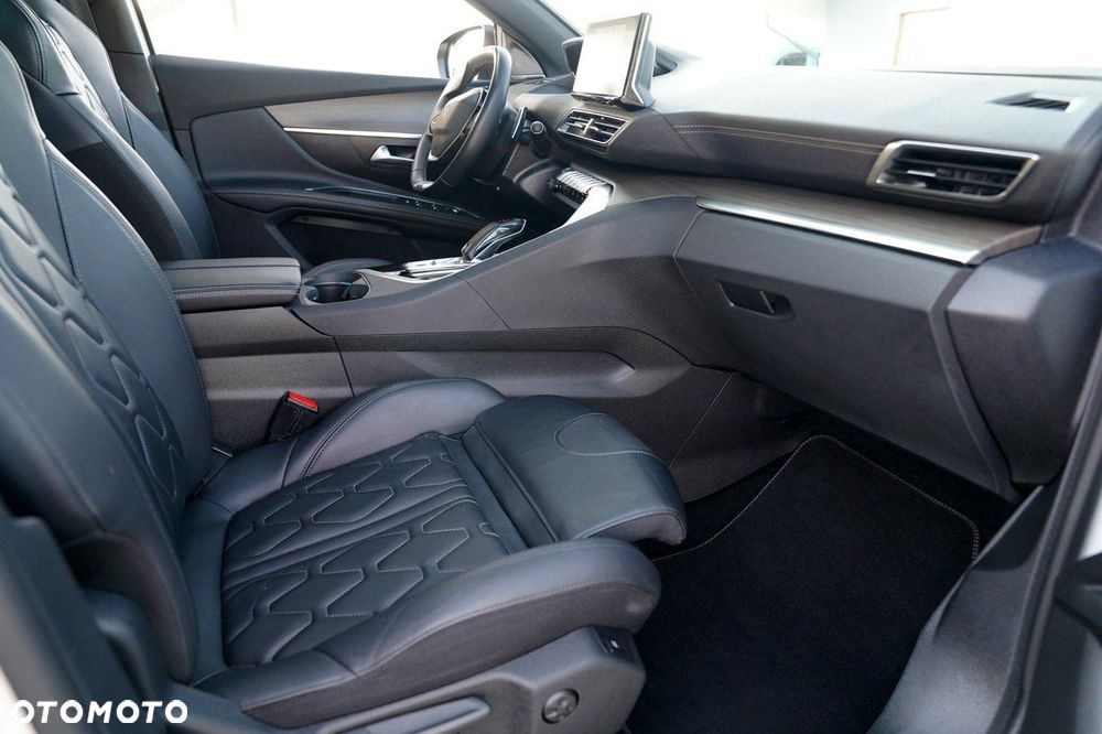 Peugeot 5008 - 23