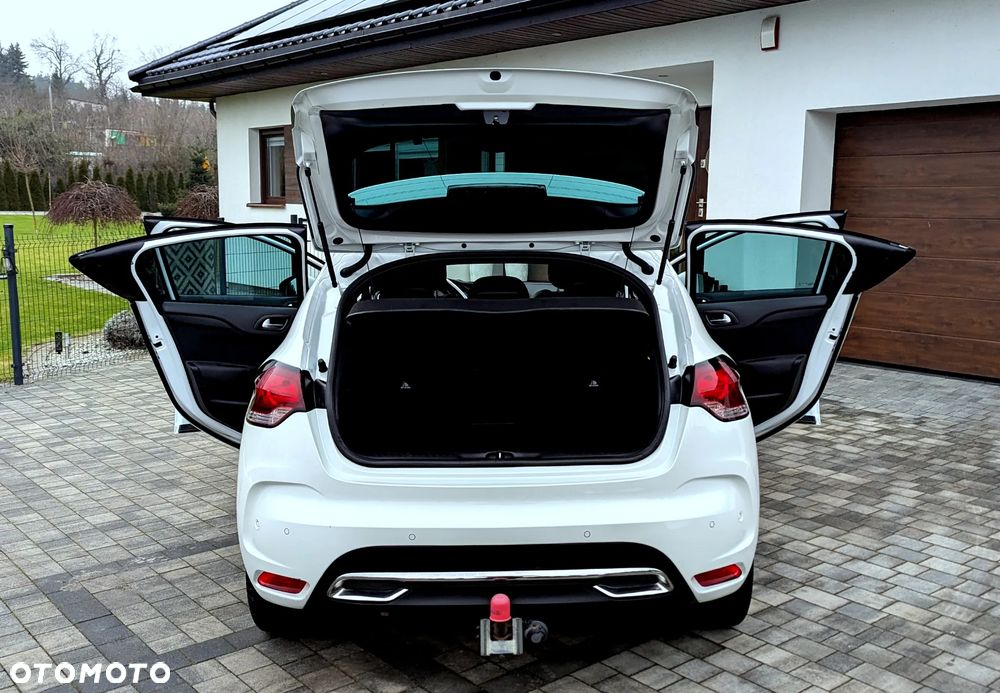 Citroën DS4 VTi 120 Urban Show - 12