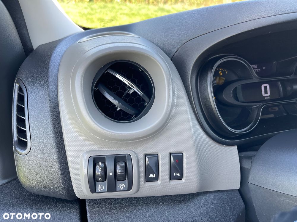 Renault Trafic - 33