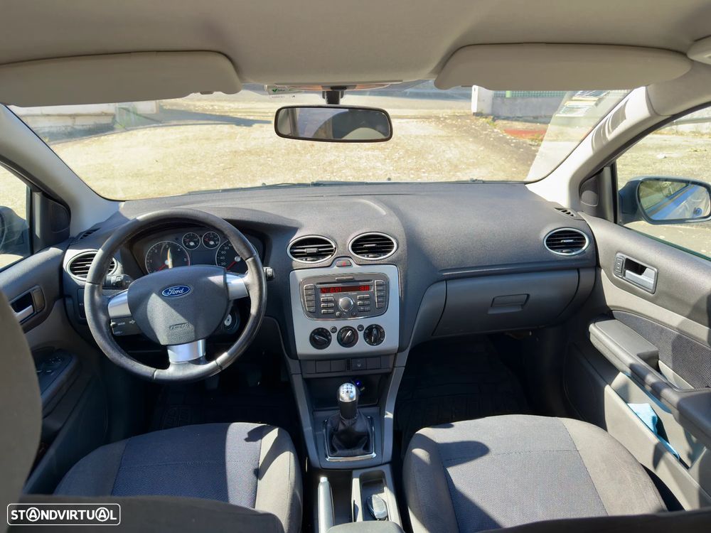 Ford Focus 1.6 TDCi S - 12