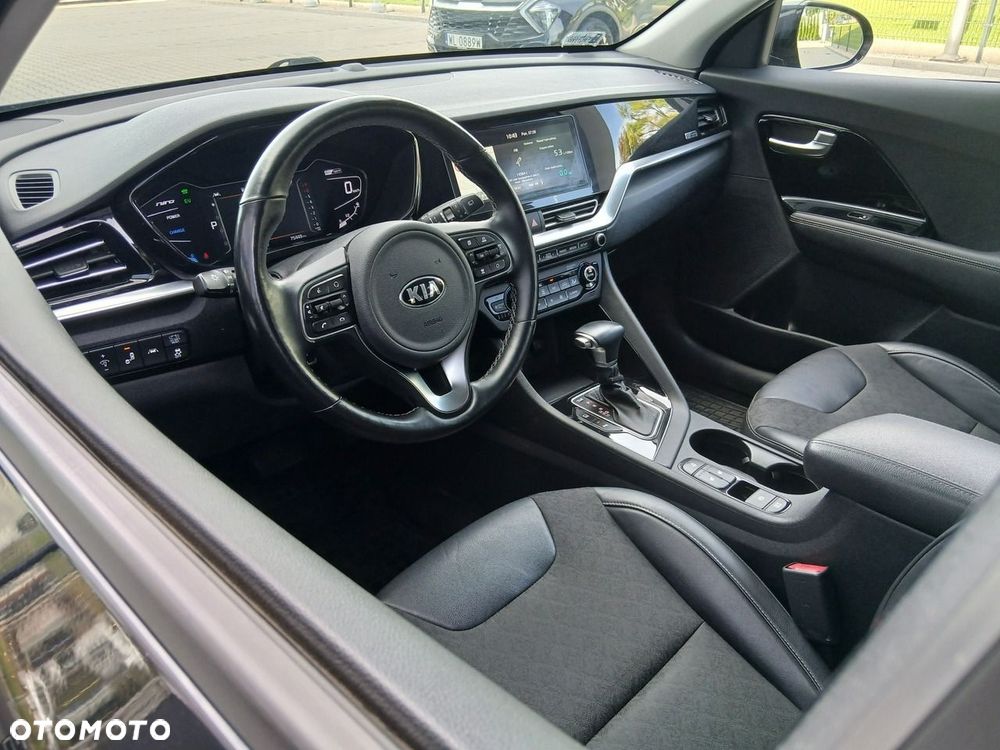 Kia Niro 1.6 GDI Hybrid Business Line - 16