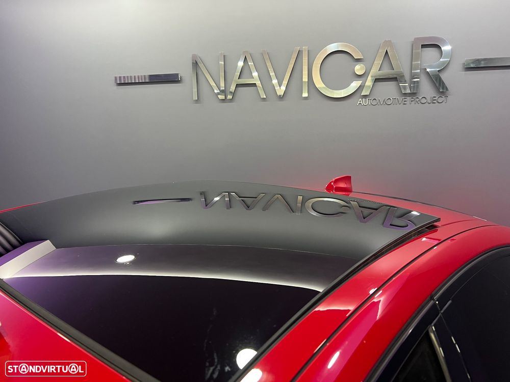 Jaguar XE D180 Aut. R-Dynamic S — fotografia 32