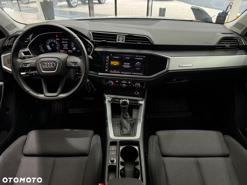 Audi Q3 35 TFSI S tronic - 14