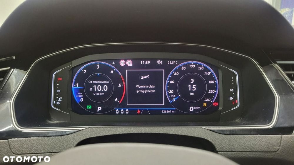 Volkswagen Passat - 15