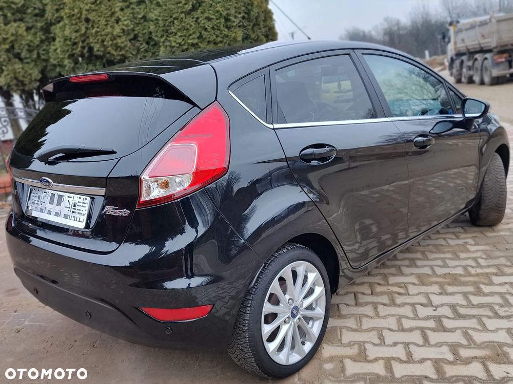 Ford Fiesta 1.0 EcoBoost S&S TITANIUM X - 10