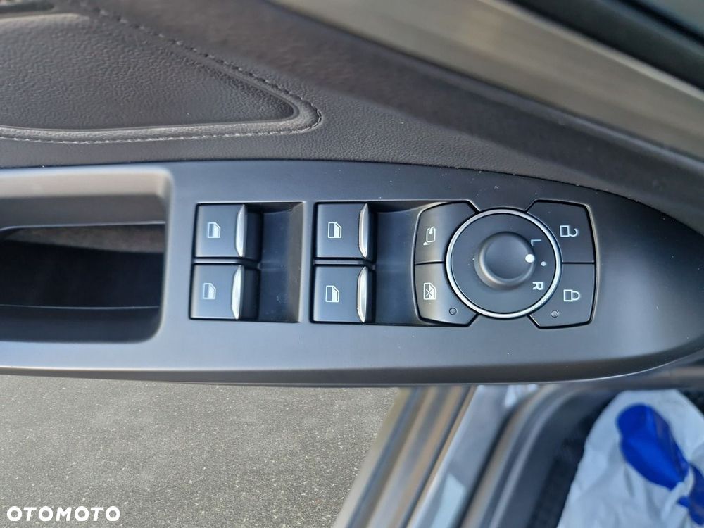 Ford Focus - 11
