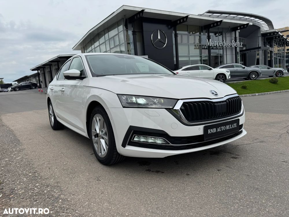 Skoda Octavia 2.0 TDI STYLE DSG - 13