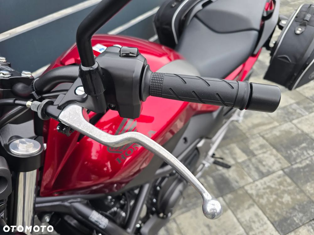 Honda NC - 28
