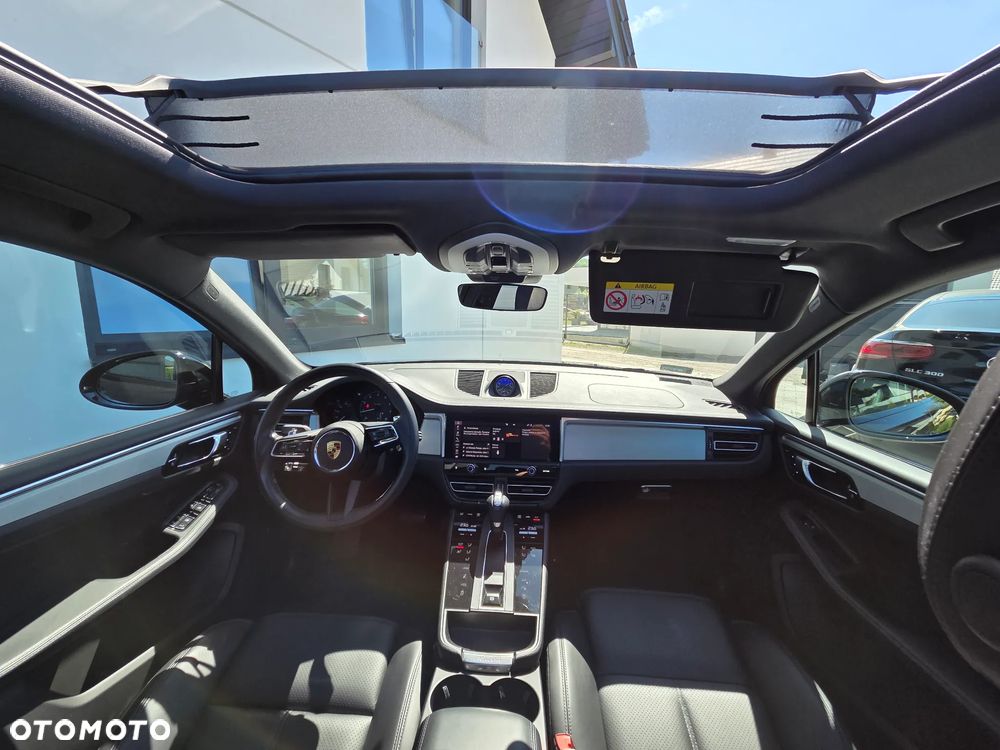 Porsche Macan T - 8