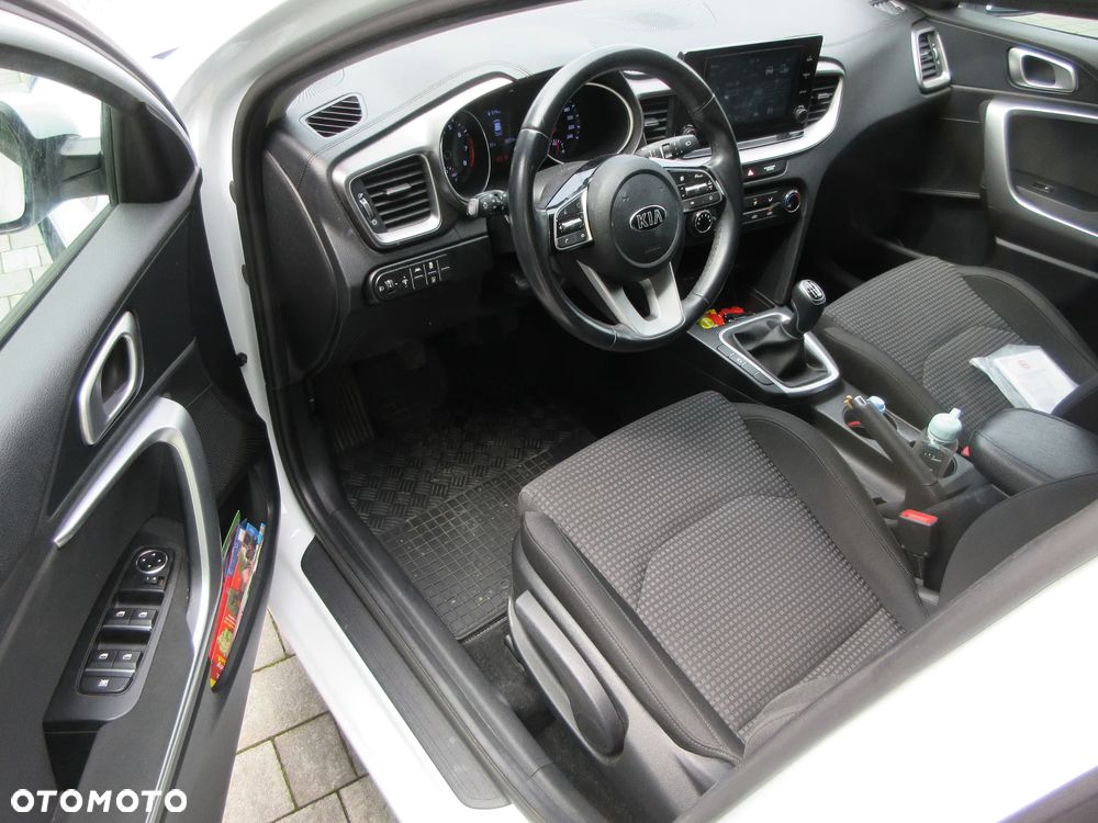 Kia Ceed 1.0 T-GDI OPF Vision - 9