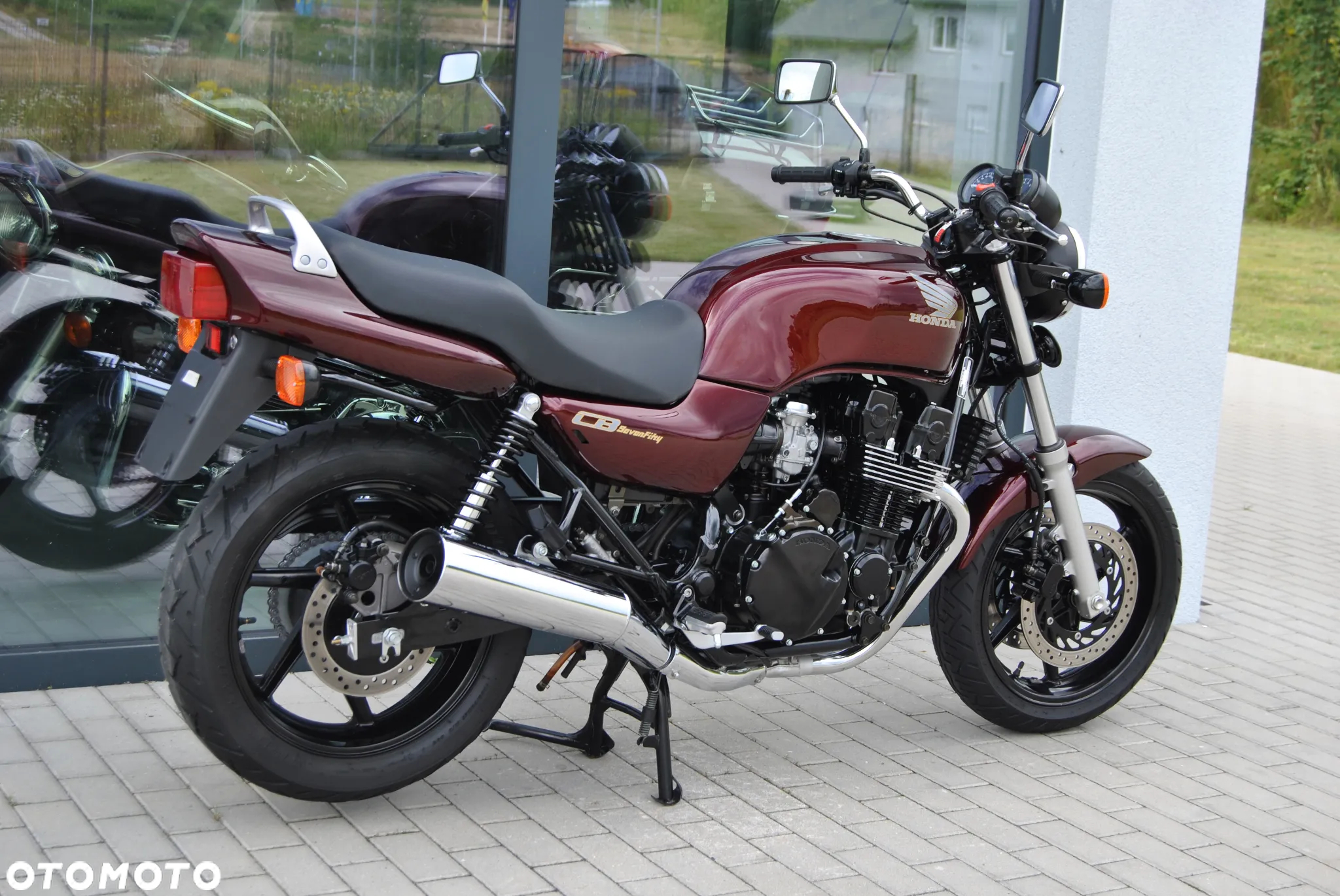 Honda CB - 40