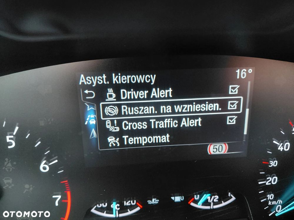 Ford Focus 1.5 EcoBoost Titanium - 14