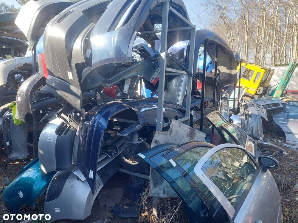 KOMPLETNY TYŁ KLAPA BAGAŻNIKA ZDERZAK TYŁ LAMPY PASSAT B5 LIFT KOMBI LC9Z - 15