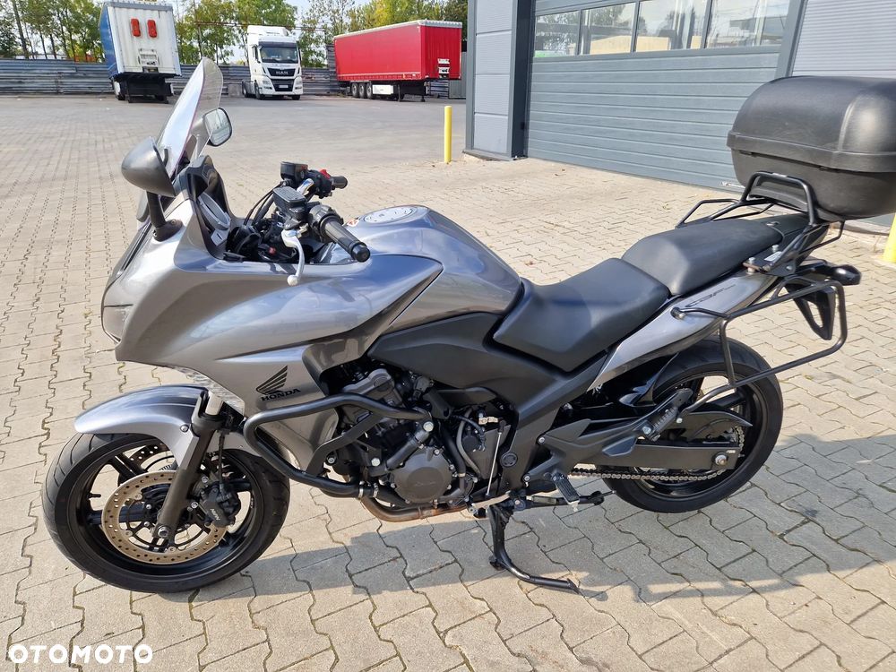 Honda CBF - 15