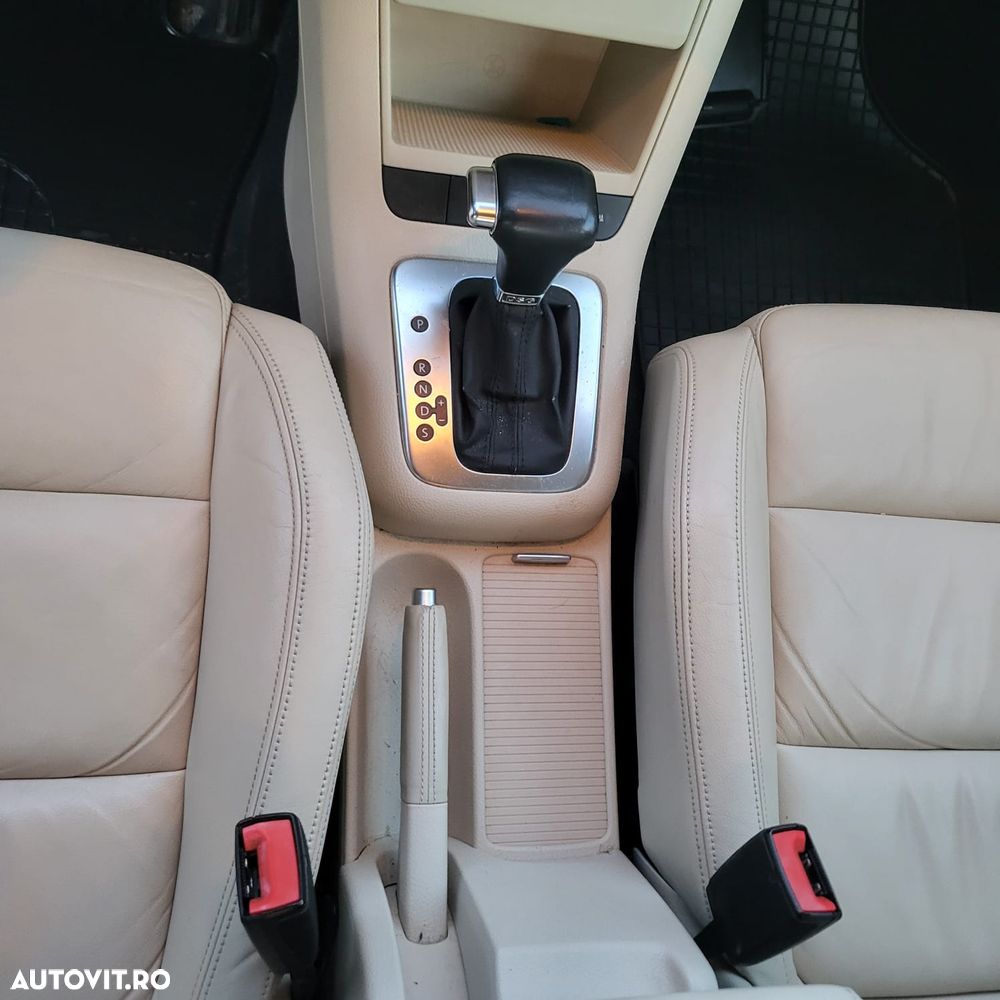 Volkswagen Golf Plus 1.4 TSI DSG Sportline - 2