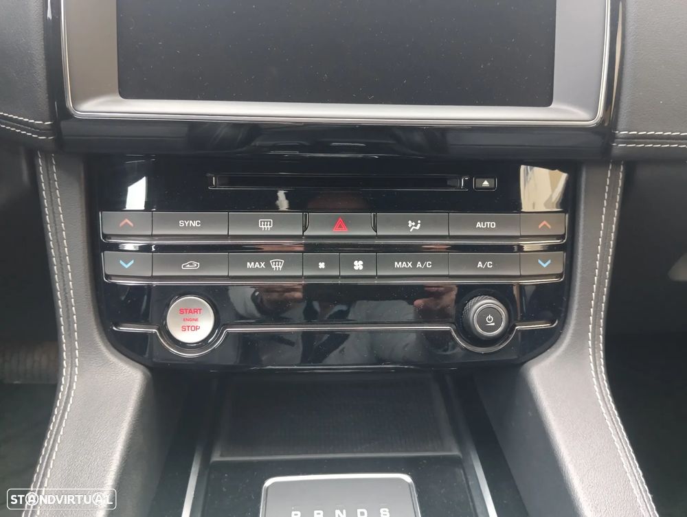 Jaguar F-Pace 2.0 i4D R-Sport Aut. - 22