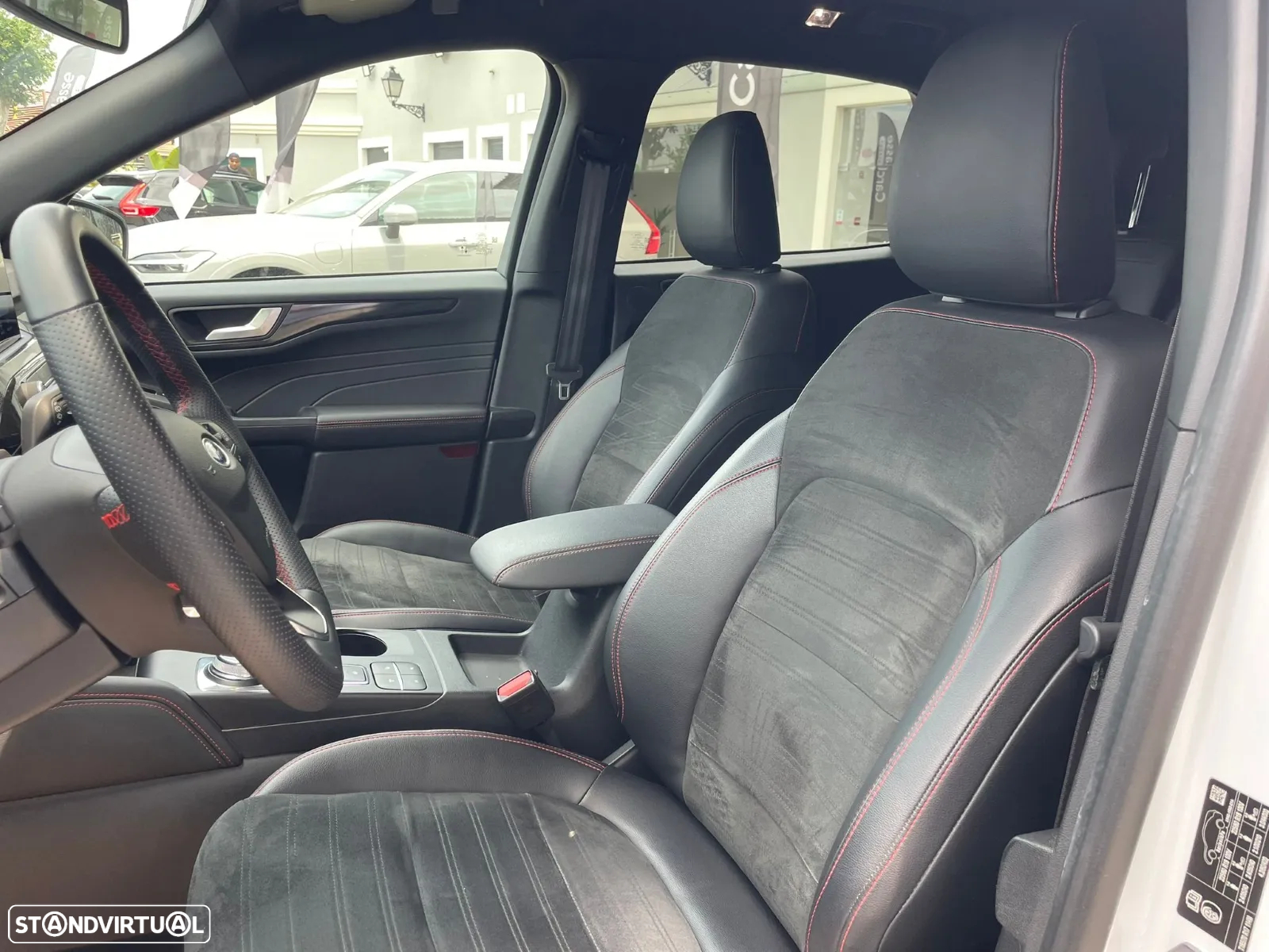 Ford Kuga 2.5 FHEV ST-Line X - 6