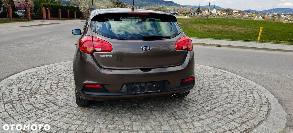 Kia Ceed - 5