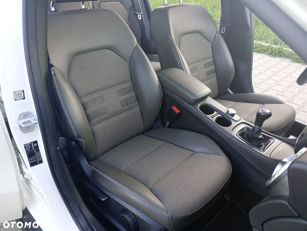 Mercedes-Benz GLA 200 UrbanStyle Edition - 11