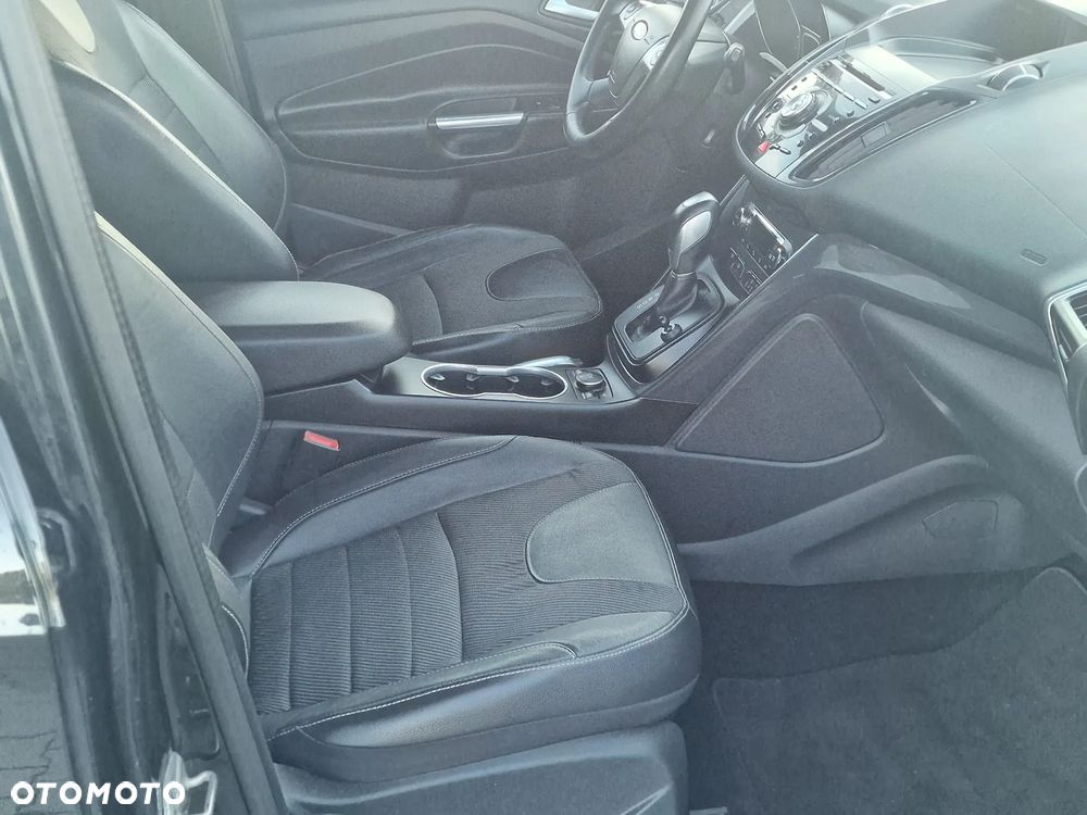 Ford Kuga 2.0 TDCi 4WD Titanium - 20