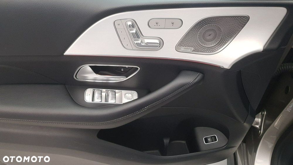 Mercedes-Benz GLE - 18