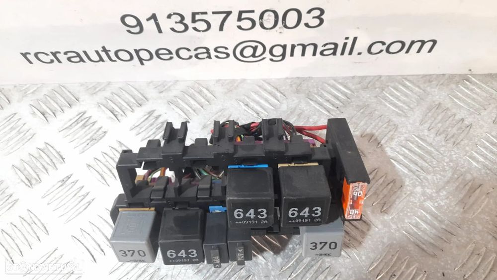 CAIXA FUSIVEIS FICHAS RELE AUDI A6 C6 4F0937503 AK2204258 AUDI TT TAMPA CAIXA FUSIVEIS PAINEL COMANDO CONTROLO - 3