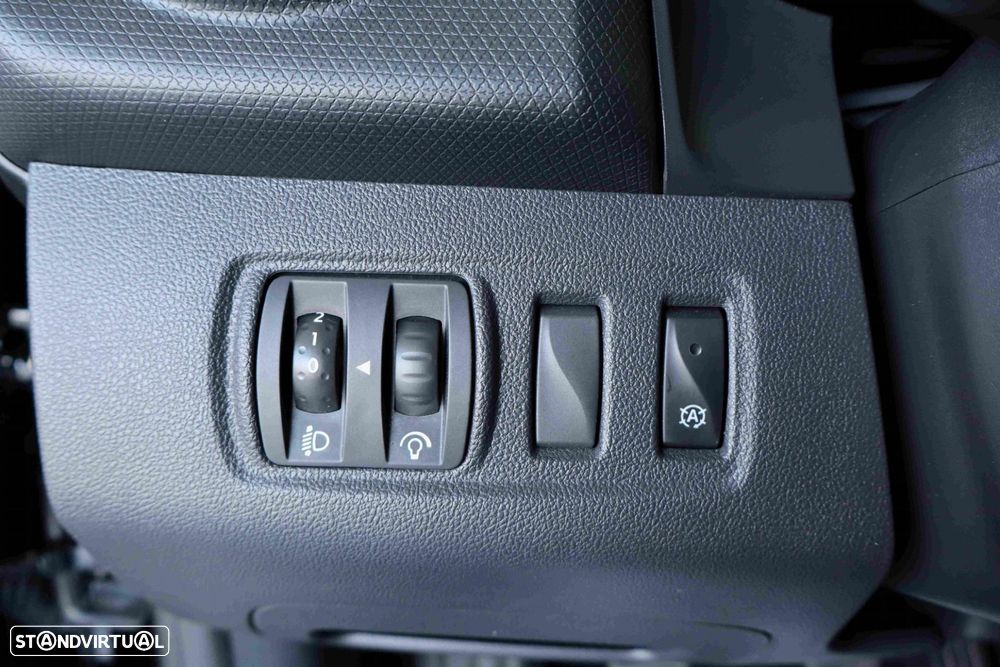 Renault Clio Sport Tourer 0.9 TCe Limited - 13