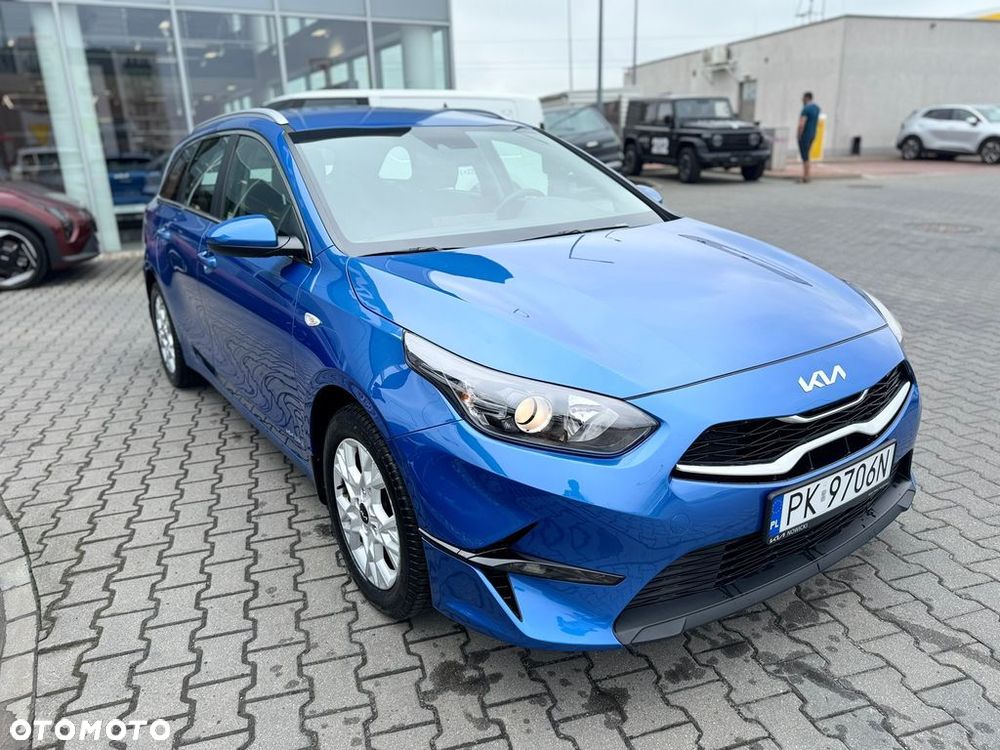 Kia Ceed 1.5 T-GDI M - 8