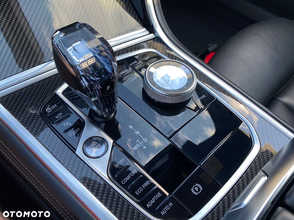 BMW Seria 8 840i xDrive - 21