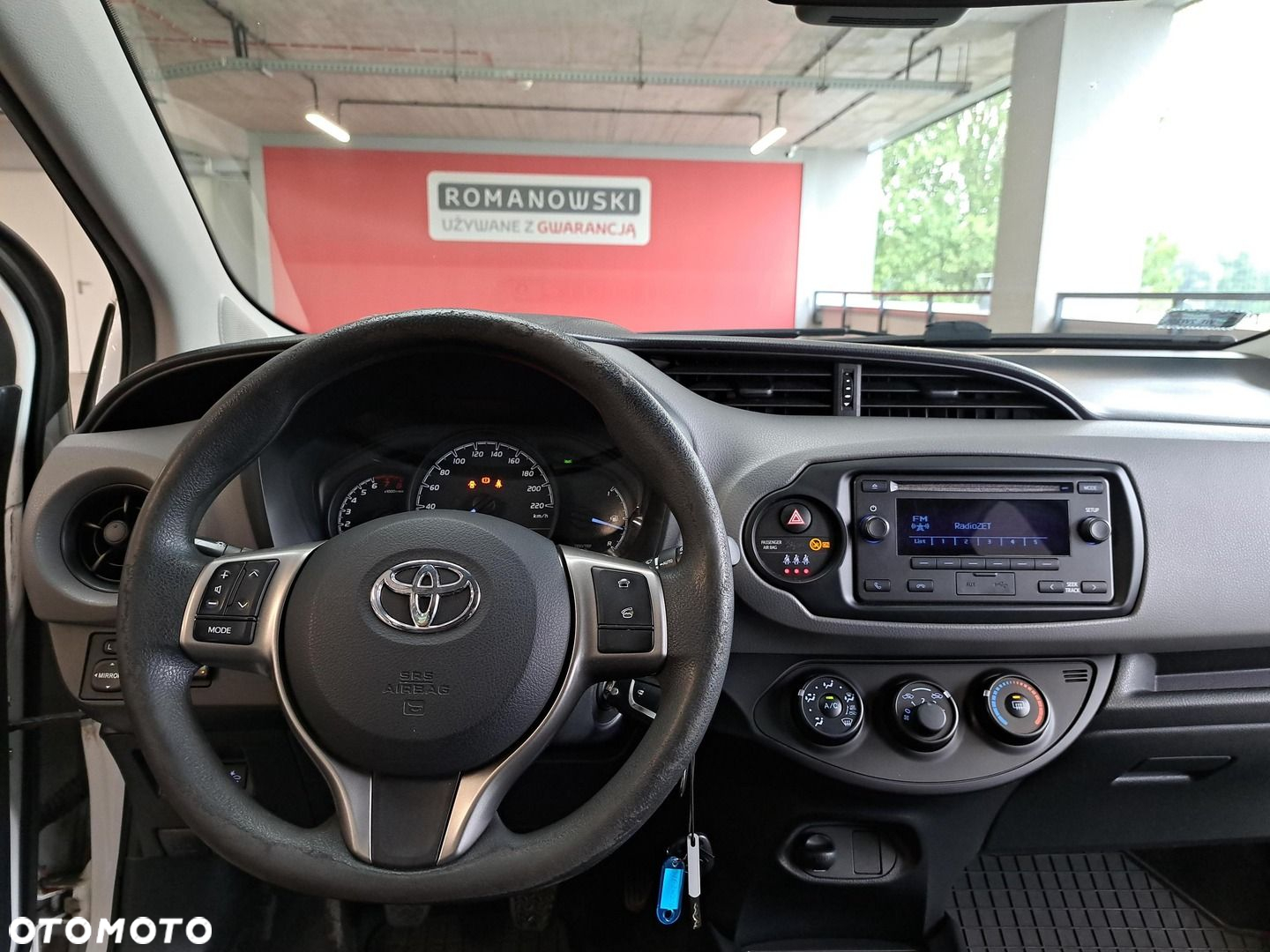 Toyota Yaris - 16
