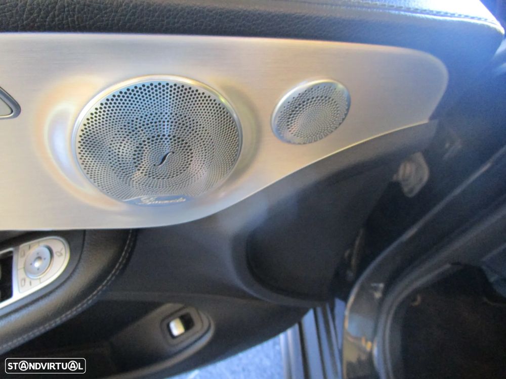 Mercedes-Benz C 220 d Cabrio 9G-Tronic AMG Line Plus - 13