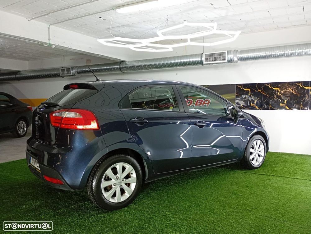 Kia Rio 1.2 CVVT EX - 33