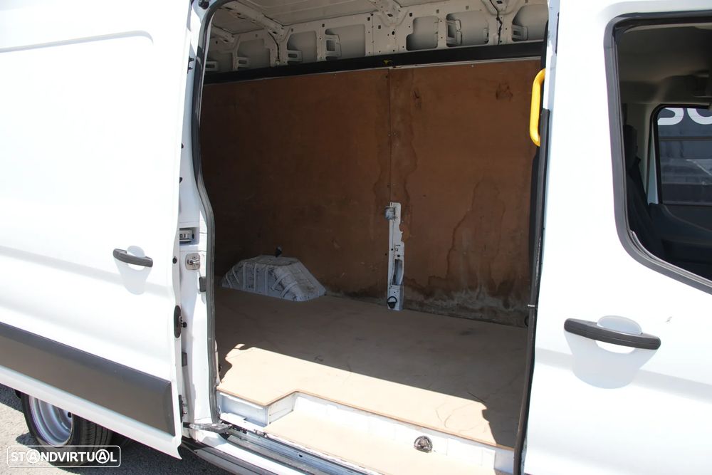 Ford Transit 2.0 EcoBlue 170cv L3H2 - 8