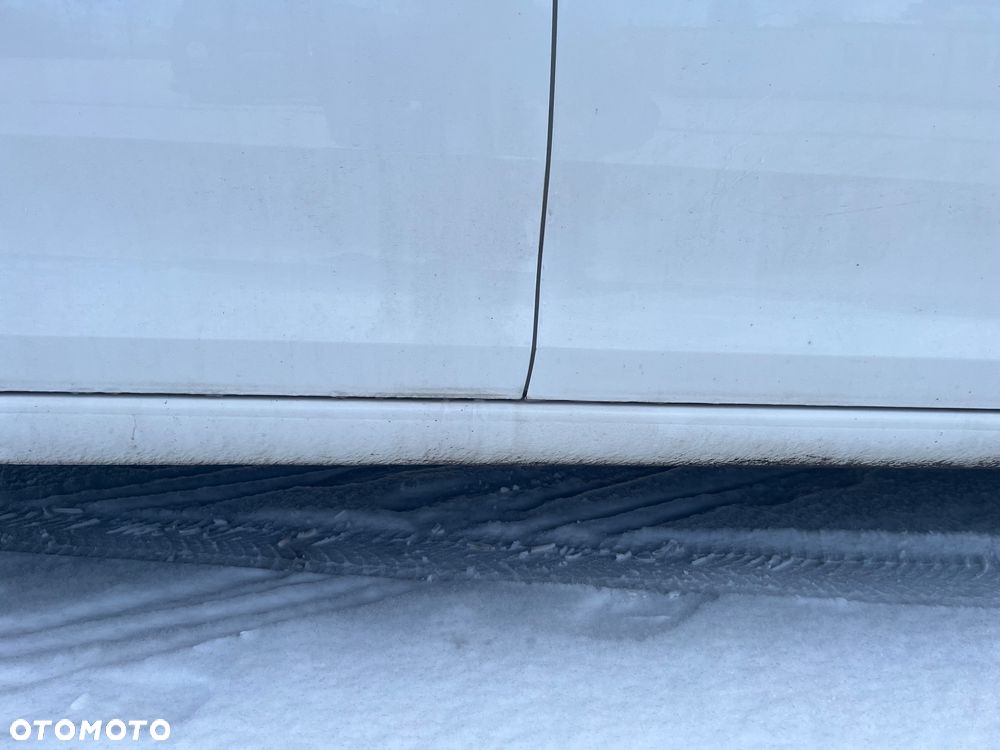 Skoda RAPID 1.6 TDI DPF Active Max - 14