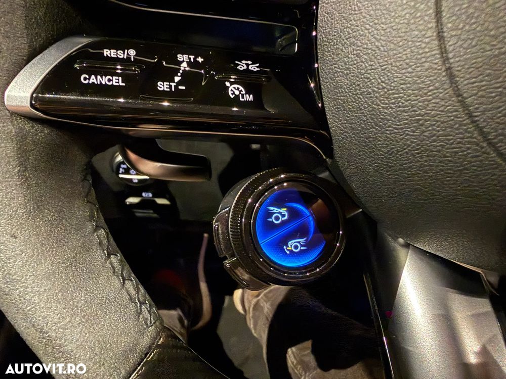 Mercedes-Benz AMG GT - 38