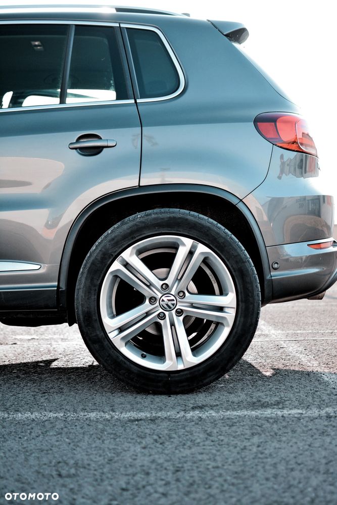 Volkswagen Tiguan 2.0 TDI SCR 4MOTION BlueMotion Technology DSG Sport & Style - 6