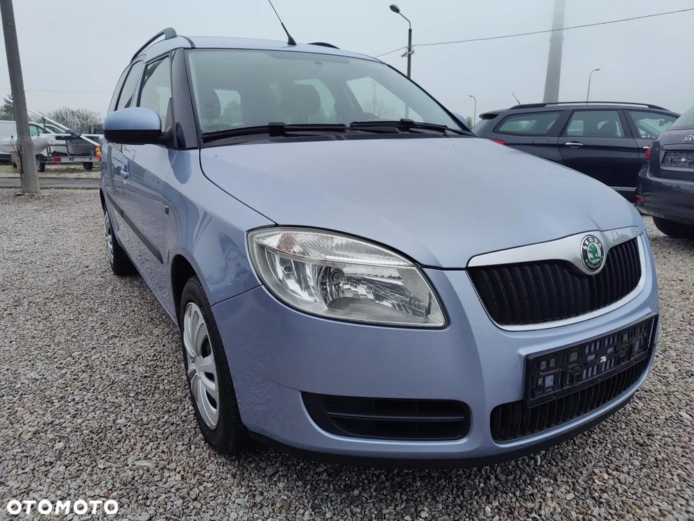 Skoda Roomster 1.6 16V Comfort PLUS EDITION - 1
