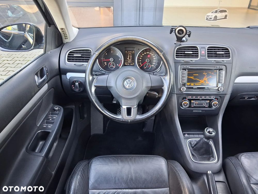 Volkswagen Golf - 12