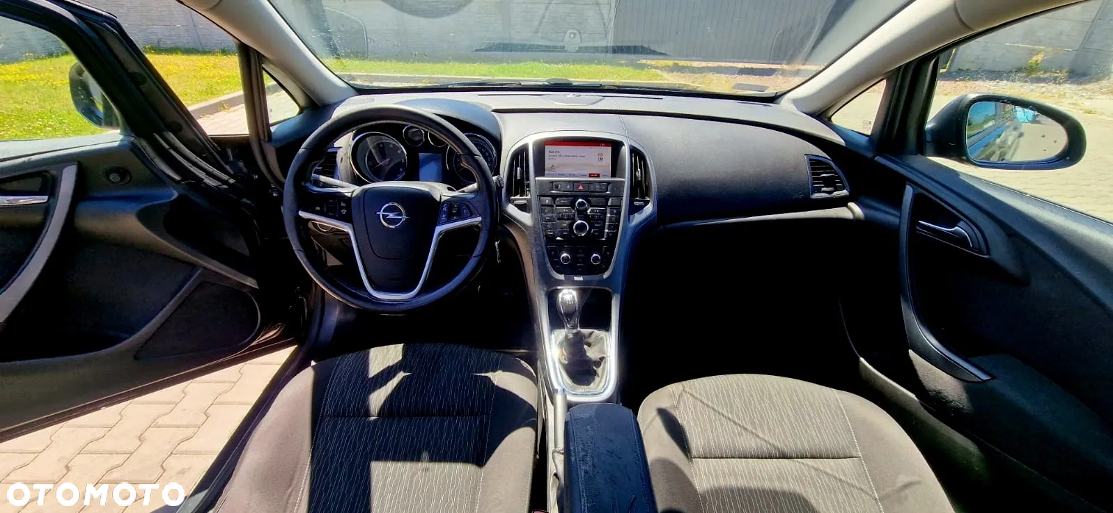 Opel Astra IV 1.6 CDTI Cosmo - 4