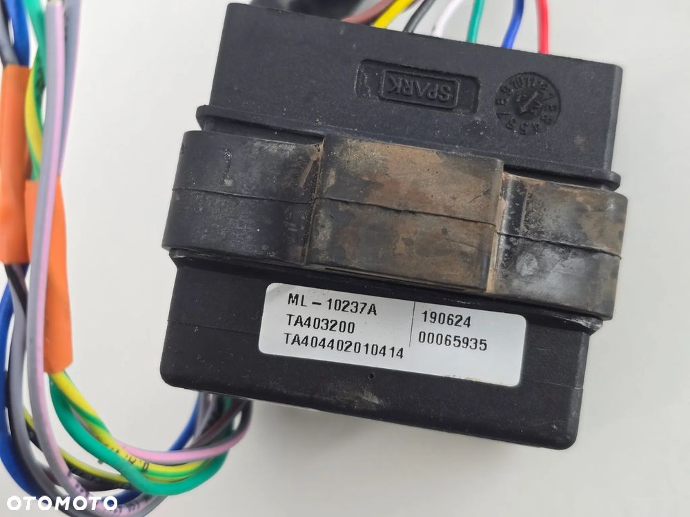 STACYJKA KLUCZYK ZAMEK MODUL KOMPUTER WLEW  TRIUMPH SCRAMBLER 400 SPEED - 5