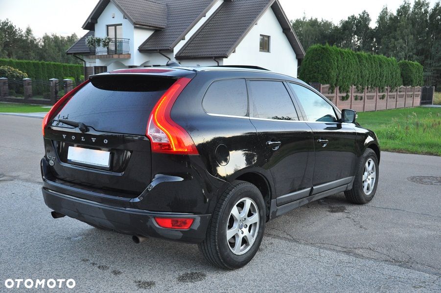 Volvo XC 60 3.2 AWD Momentum - 5