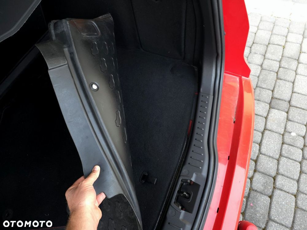 Ford Focus 2.0 TDCi Titanium ASS - 36