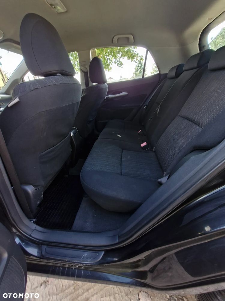 Toyota Auris 1.6 VVT-i Executive - 11