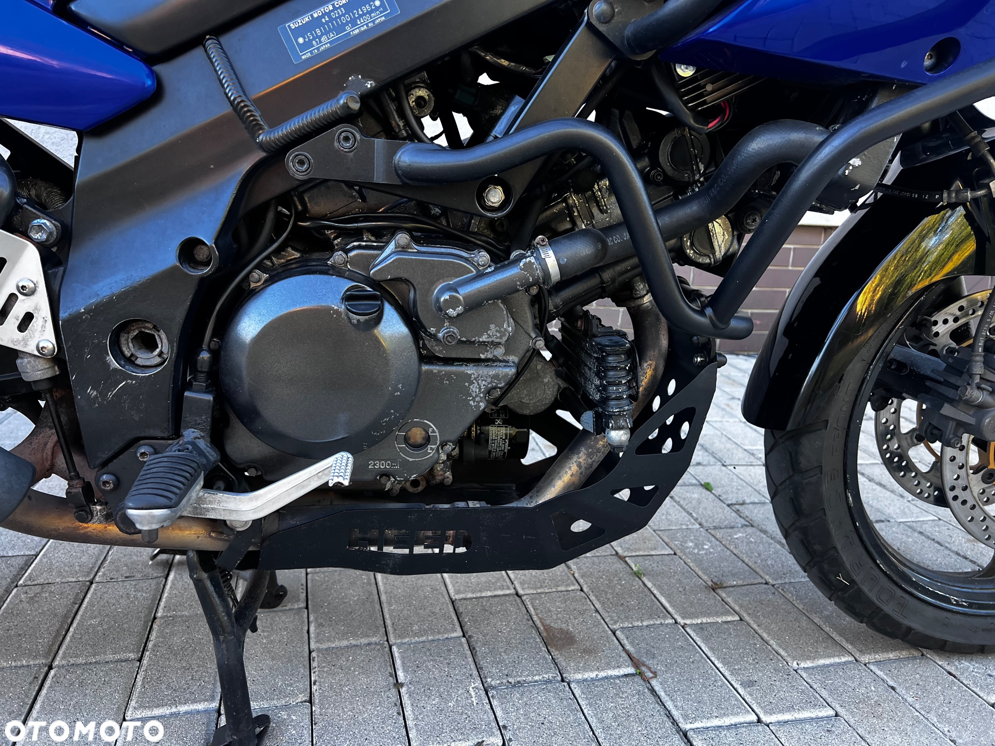 Suzuki DL - 8