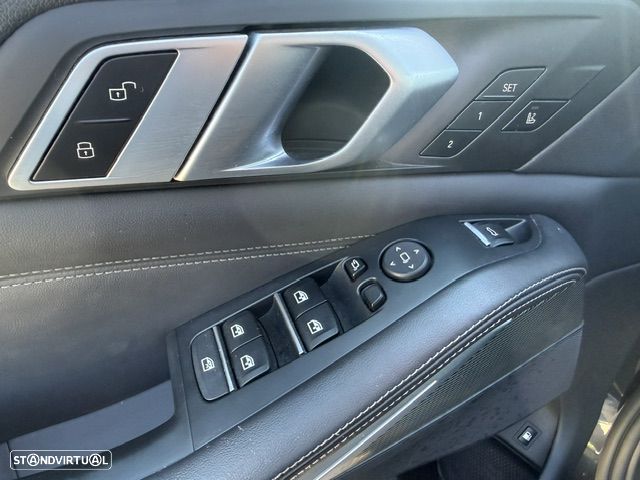 BMW X5 45 e xDrive Pack M - 18