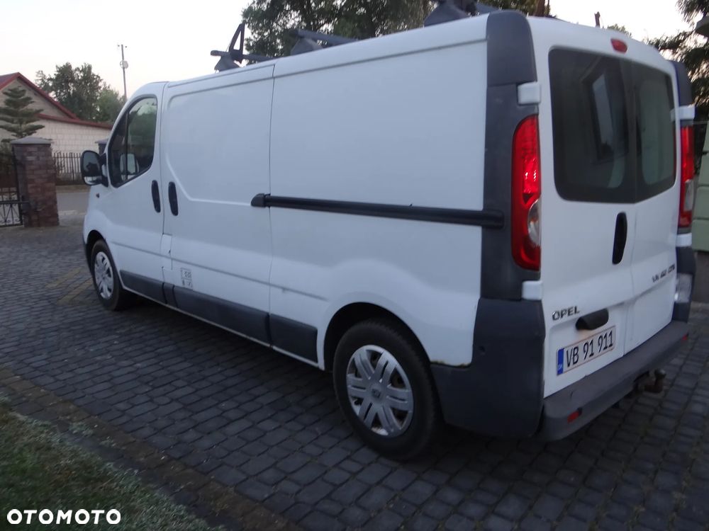 Opel Vivaro - 5