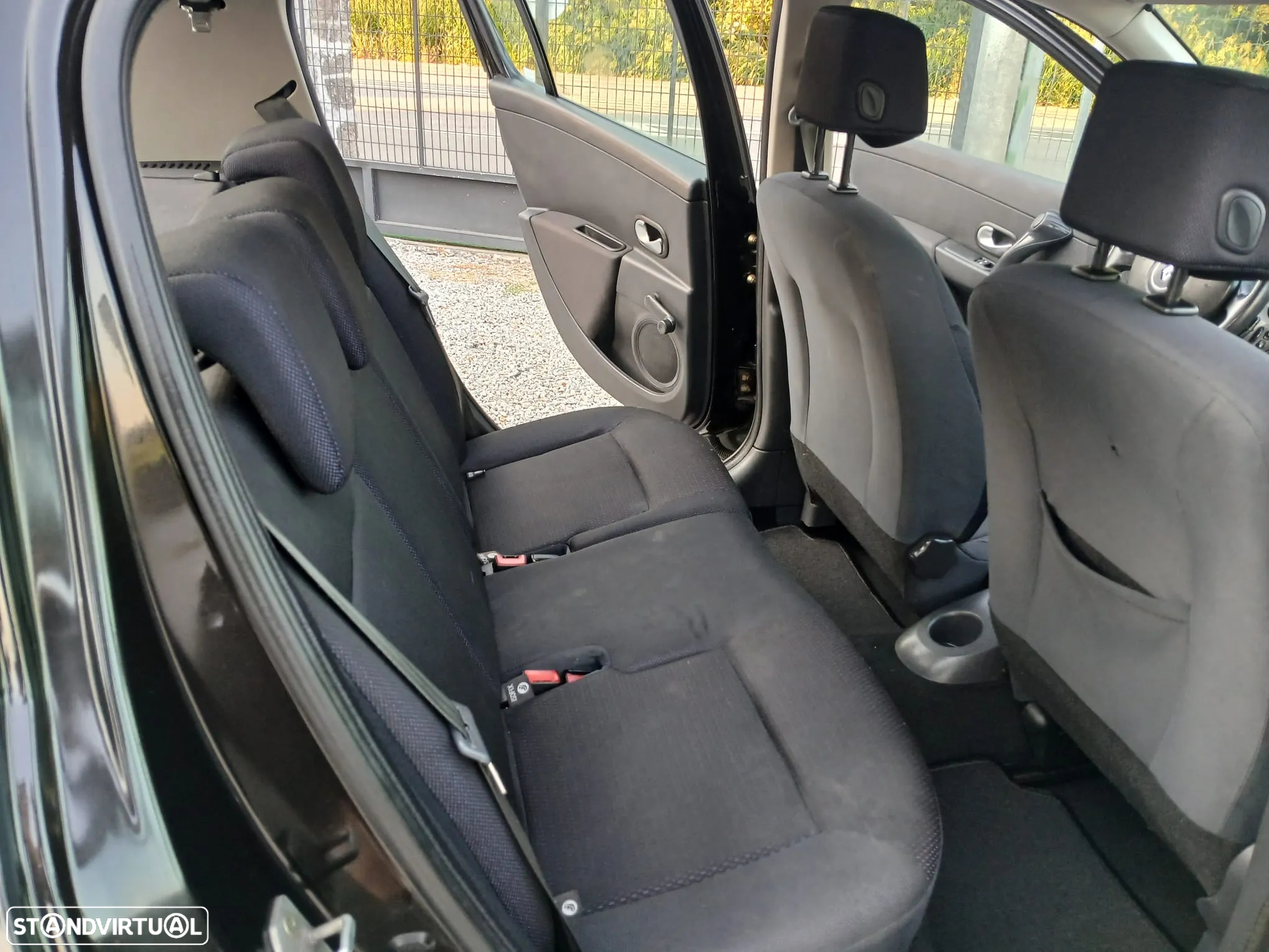 Renault Clio 1.2 Authentique - 3