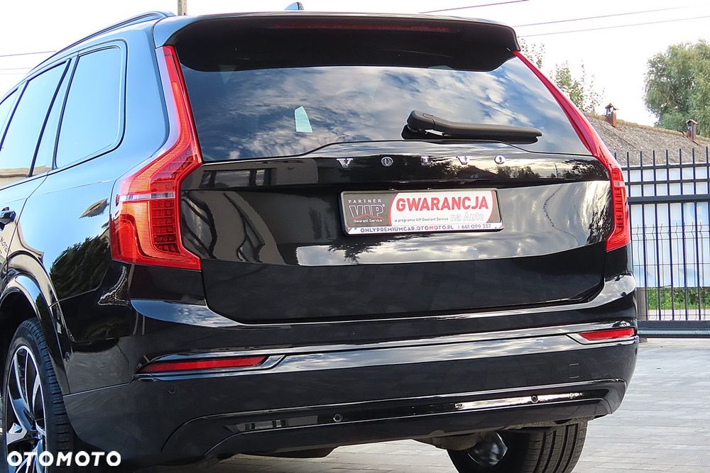 Volvo XC 90 B5 D AWD Ultimate Dark - 19