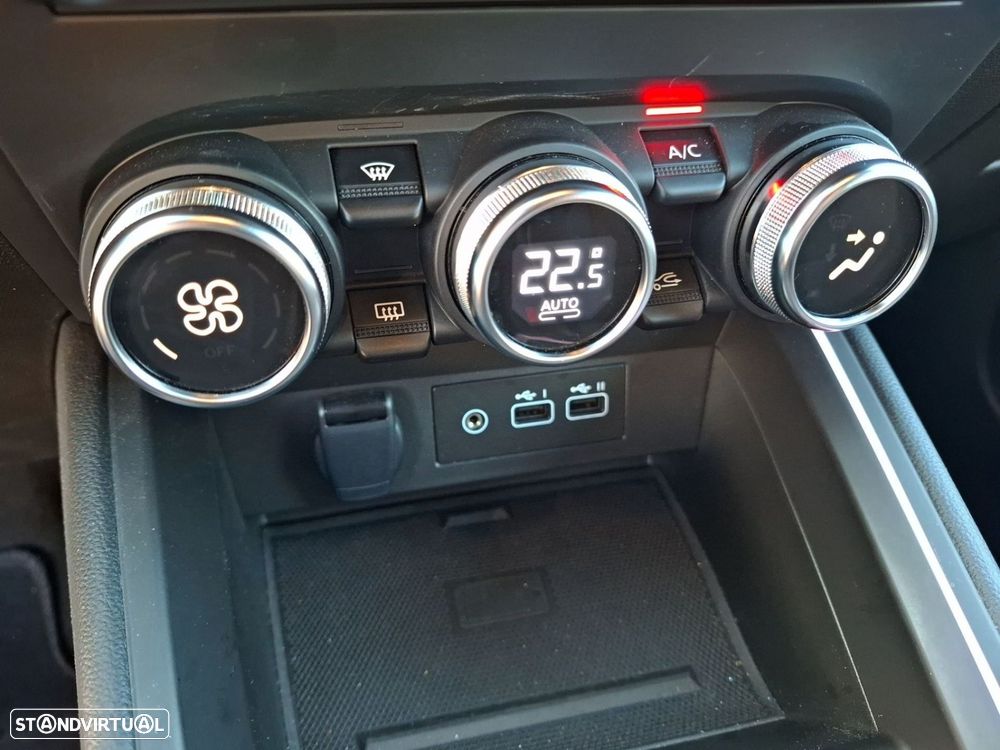 Renault Clio 1.0 TCe Techno - 19