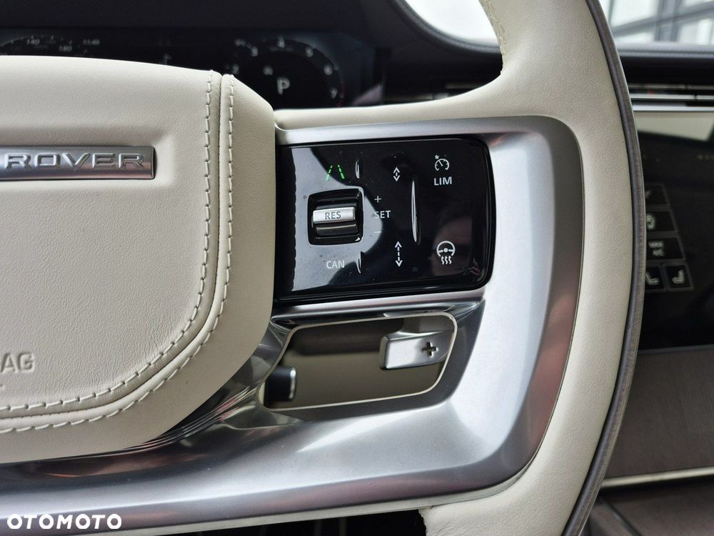 Land Rover Range Rover - 32